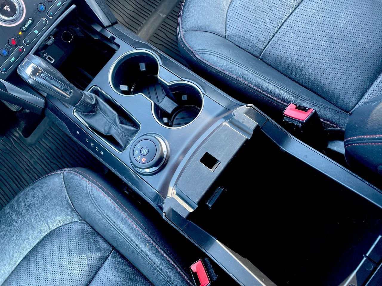 Thumbnail: 2019 Ford Explorer - 27