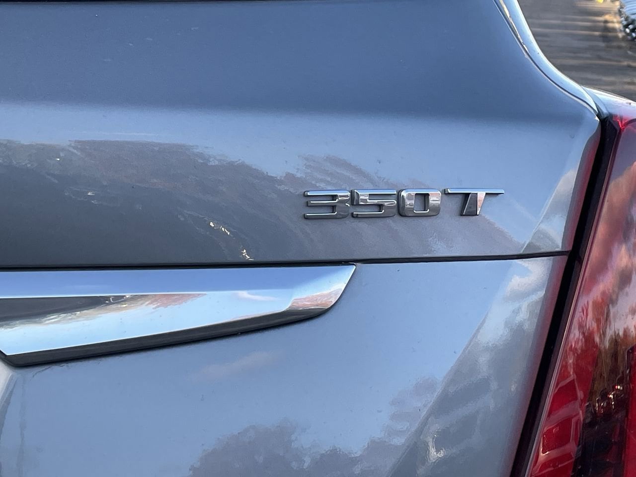 Thumbnail: 2023 Cadillac XT5 - 43