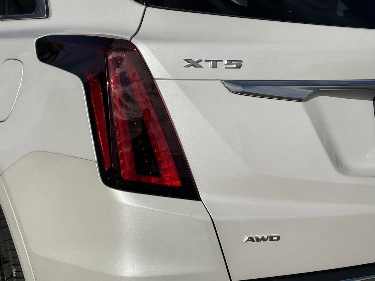 Thumbnail: 2025 Cadillac XT5 - 40