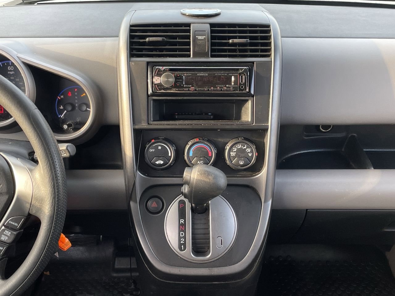 Thumbnail: 2010 Honda Element - 13