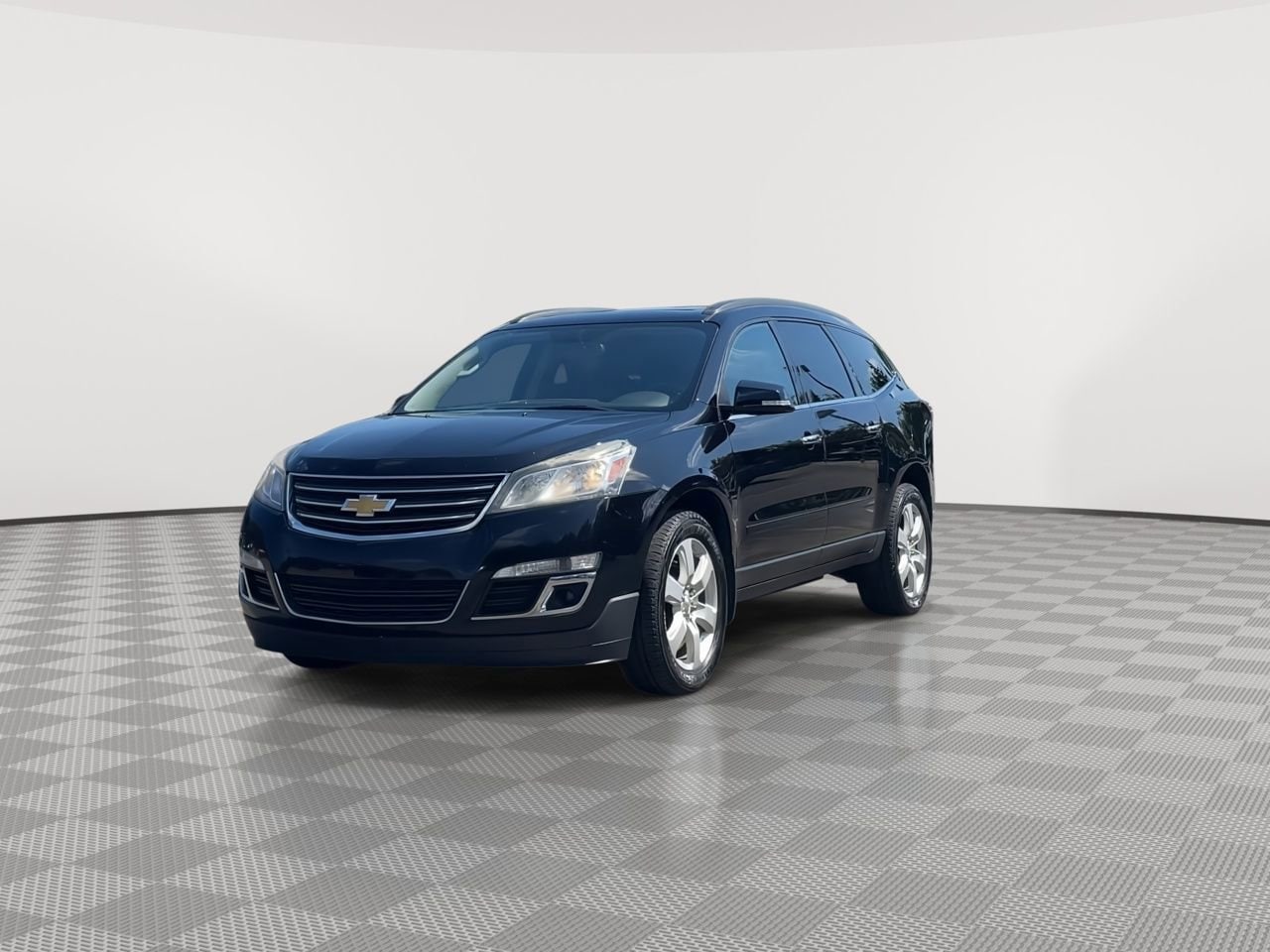 Thumbnail: 2016 Chevrolet Traverse - 4