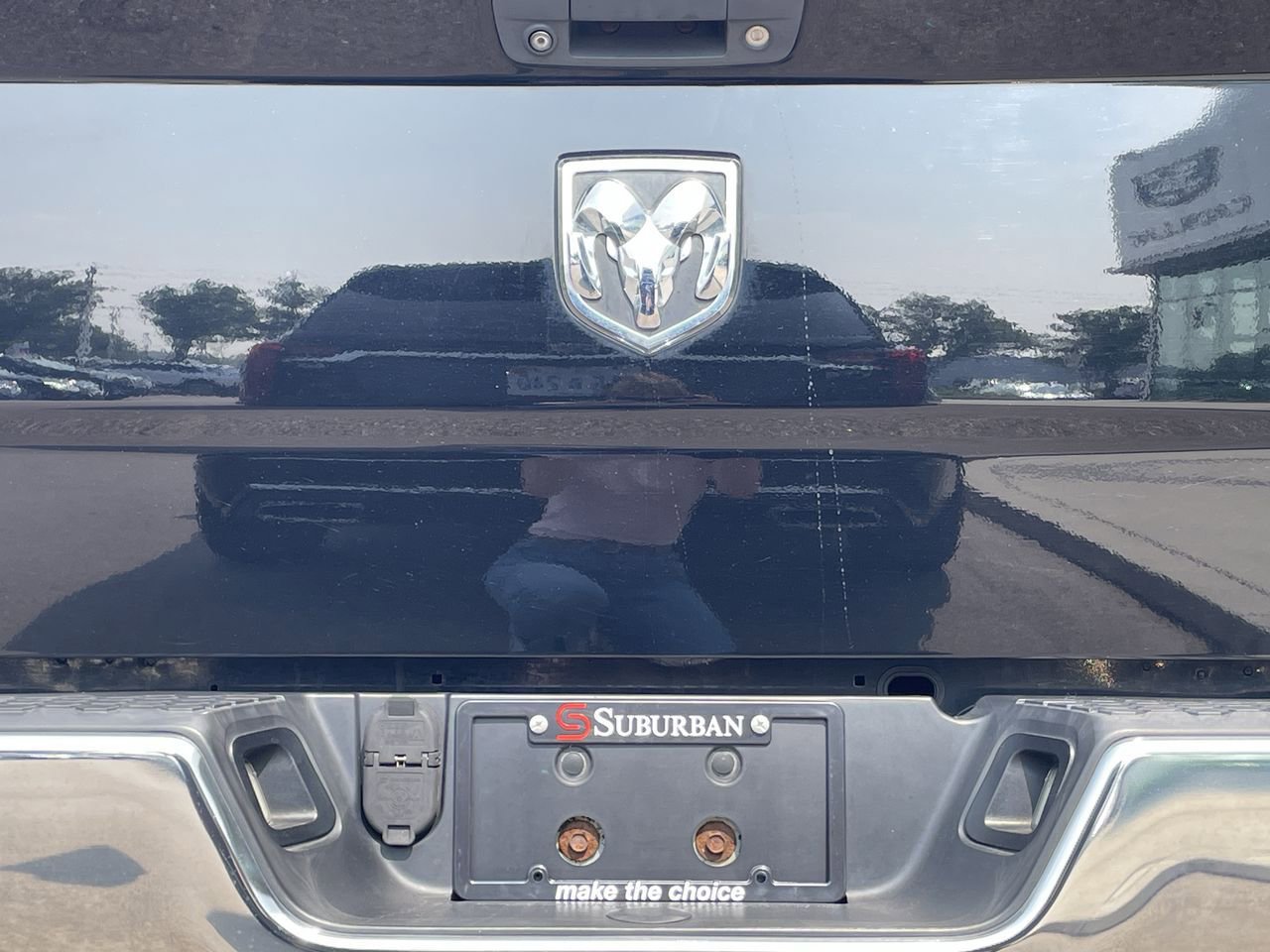 2013 RAM 1500 Laramie 43
