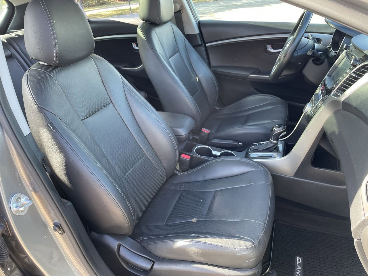 Thumbnail: 2016 Hyundai Elantra - 14