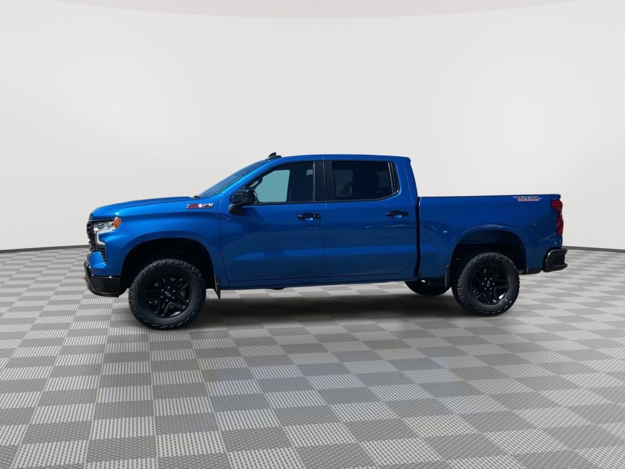 Thumbnail: 2023 Chevrolet Silverado 1500 - 4