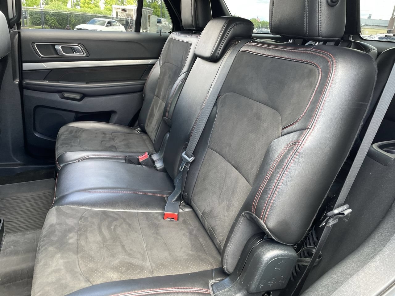 Thumbnail: 2018 Ford Explorer - 20
