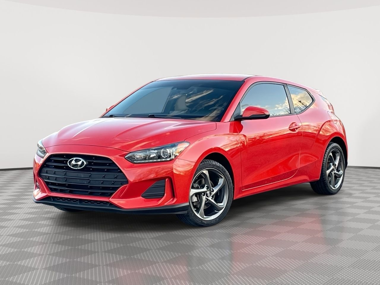 2019 Hyundai Veloster 2.0 -
                  Plymouth, MI