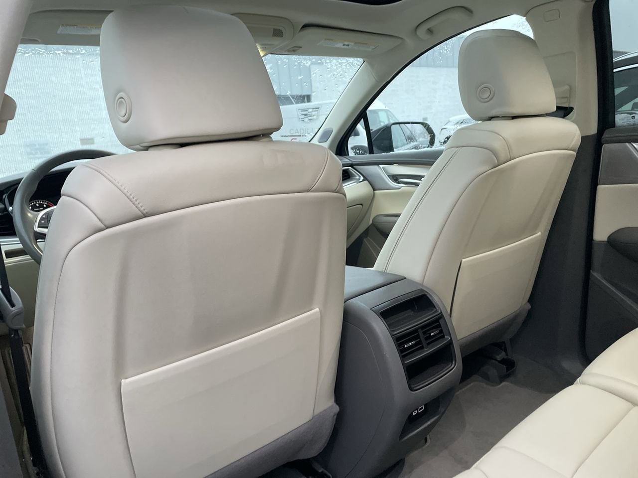 Thumbnail: 2023 Cadillac XT5 - 20