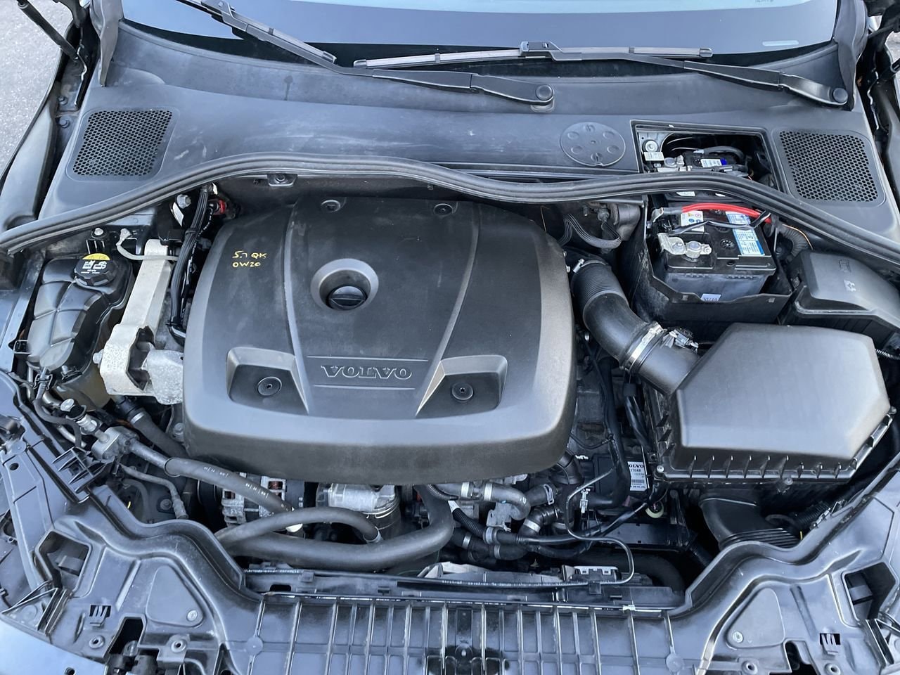 Thumbnail: 2016 Volvo S60 - 32