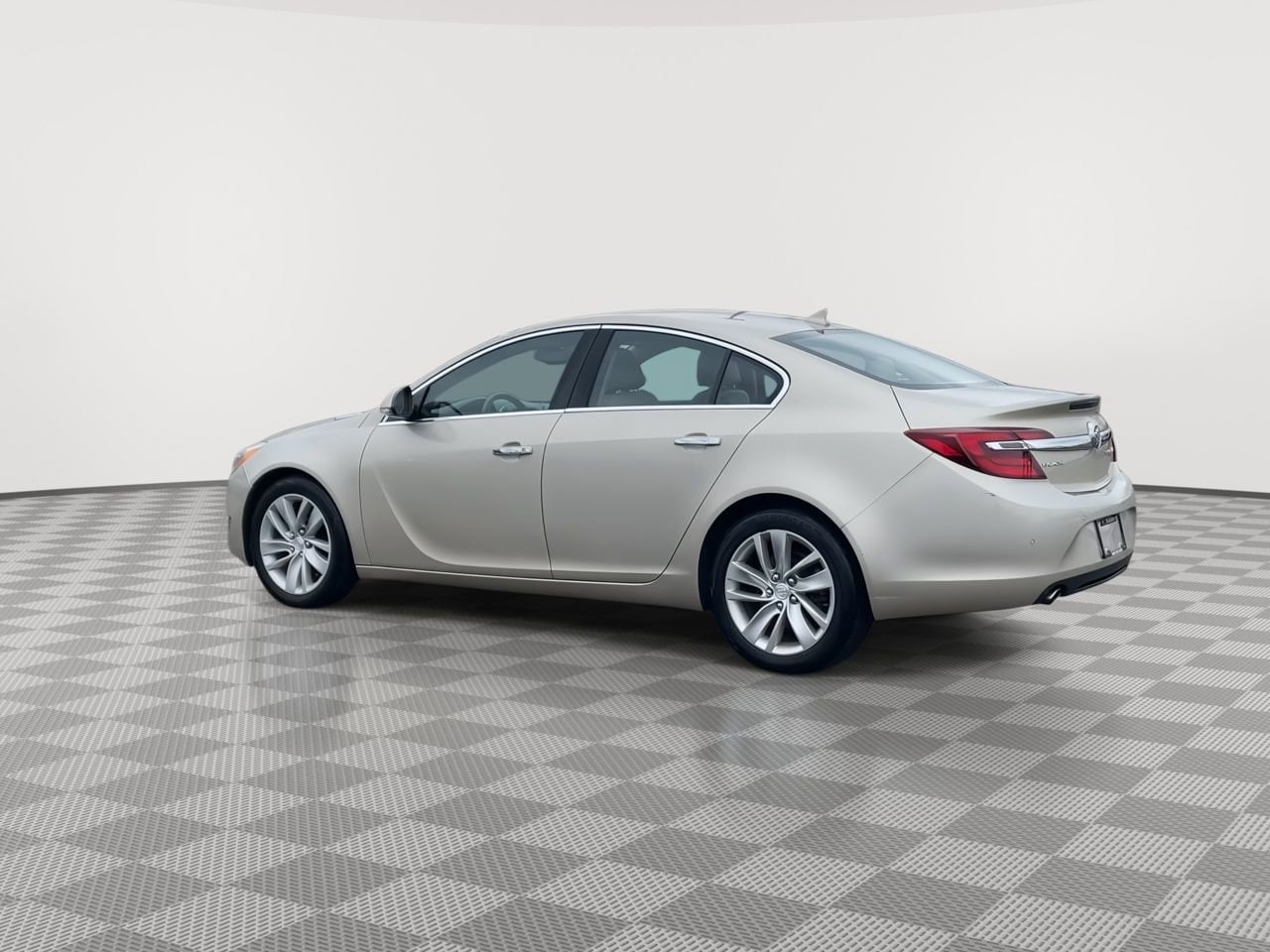 Thumbnail: 2014 Buick Regal - 6