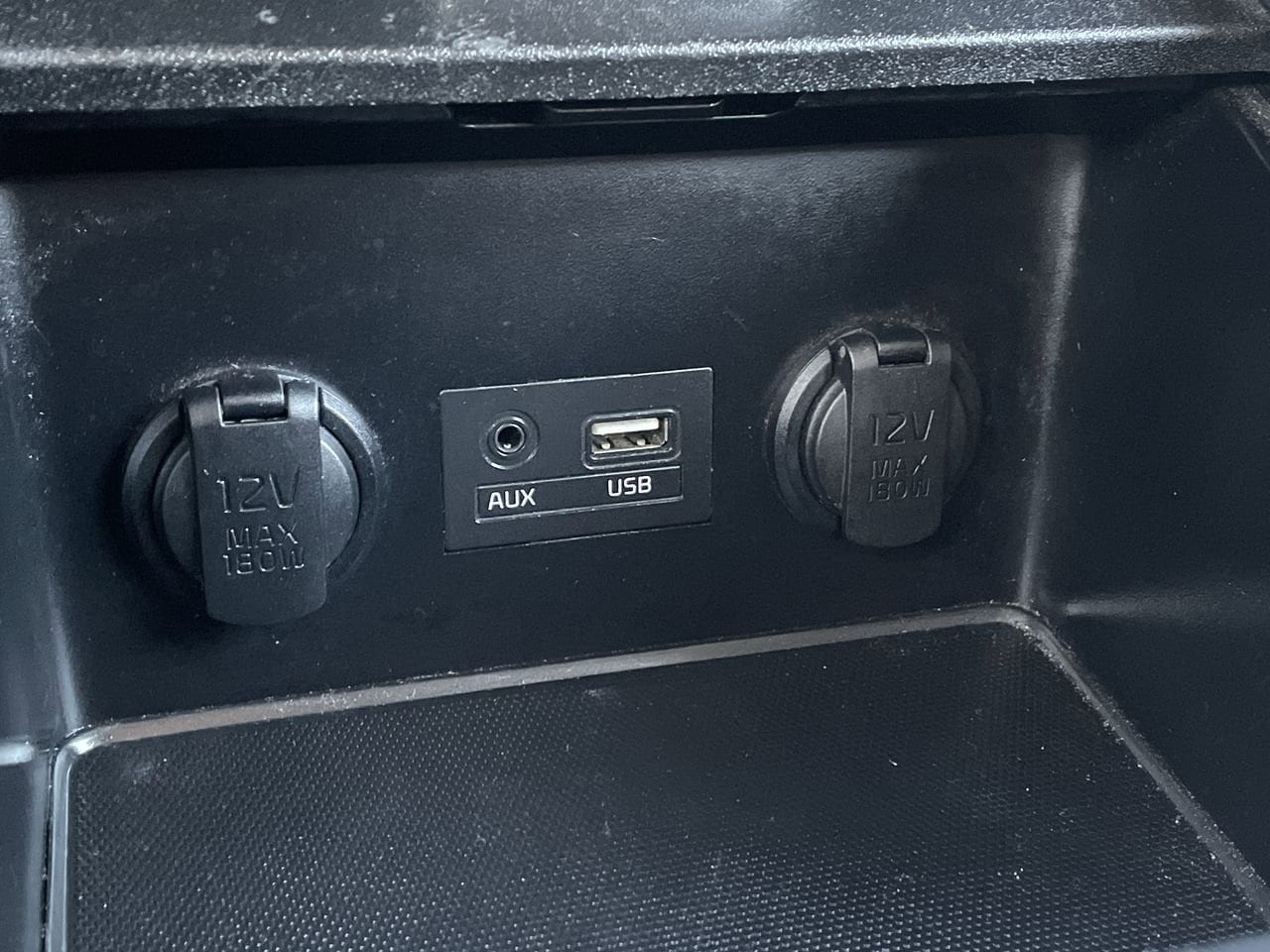 Thumbnail: 2017 Kia Forte - 22