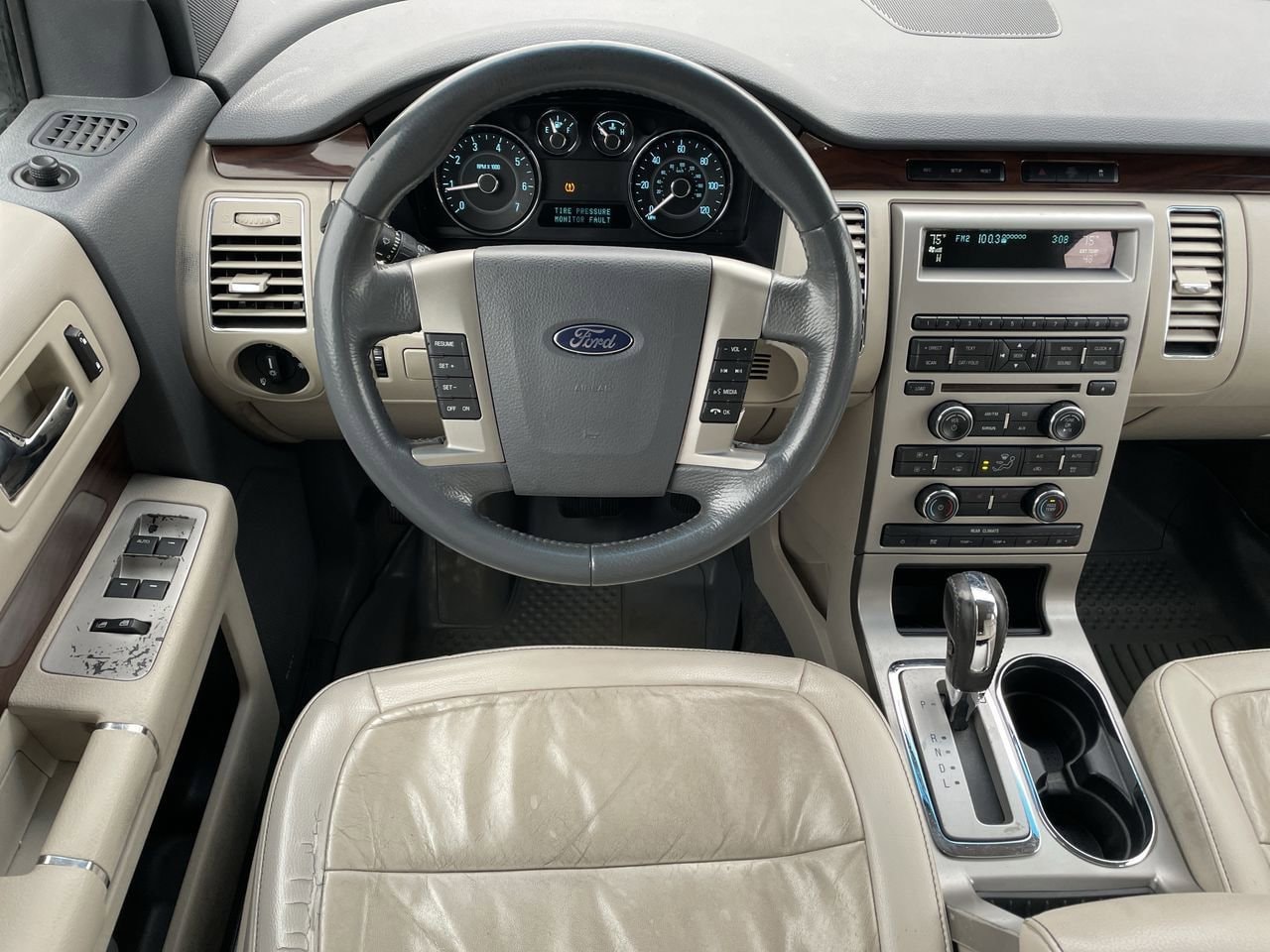 Thumbnail: 2009 Ford Flex - 11
