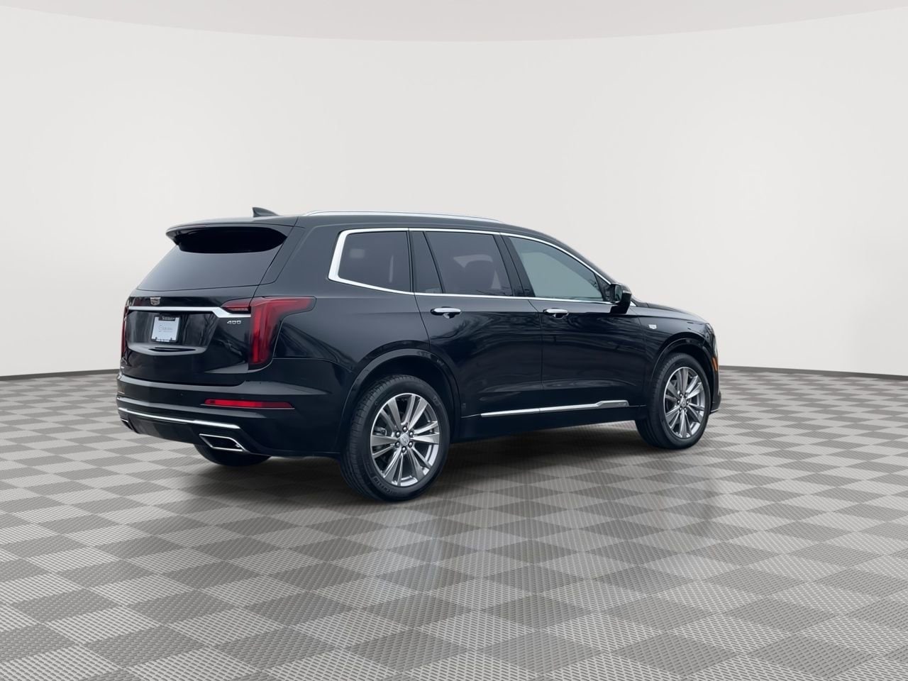 Thumbnail: 2023 Cadillac XT6 - 8