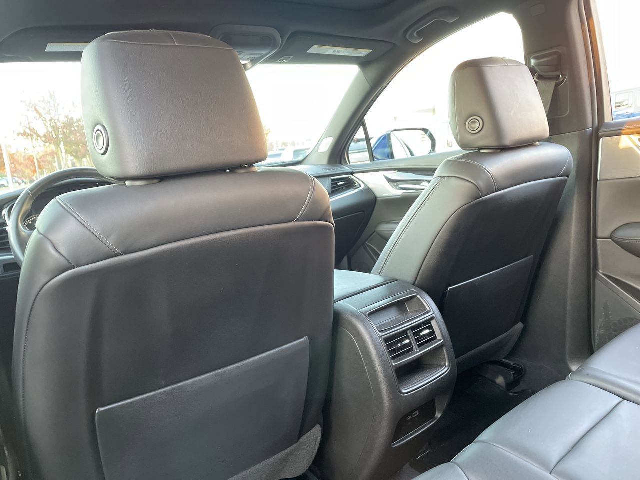 Thumbnail: 2023 Cadillac XT5 - 20