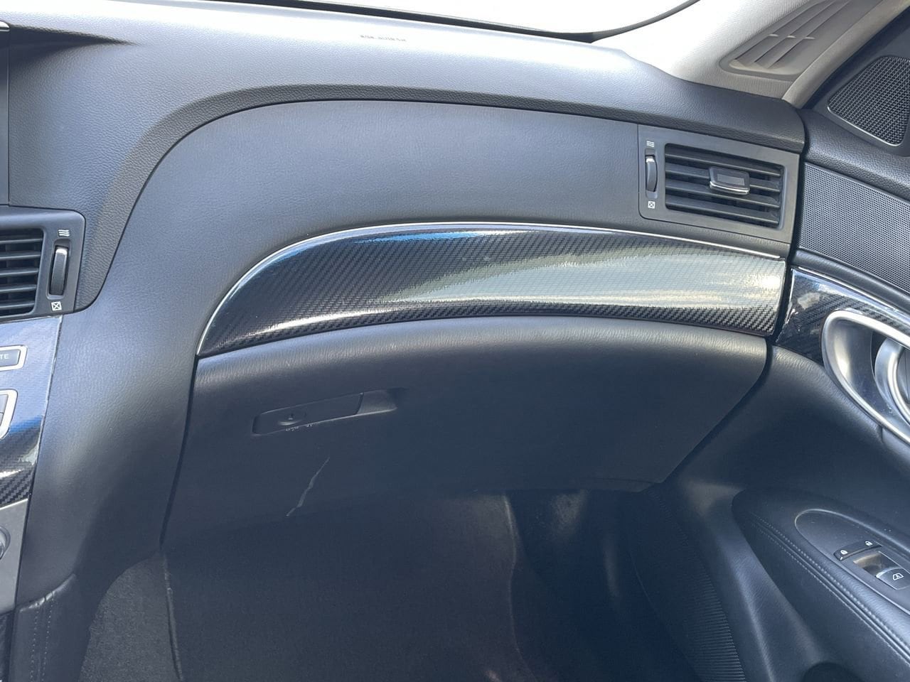 Thumbnail: 2012 INFINITI M37 - 16