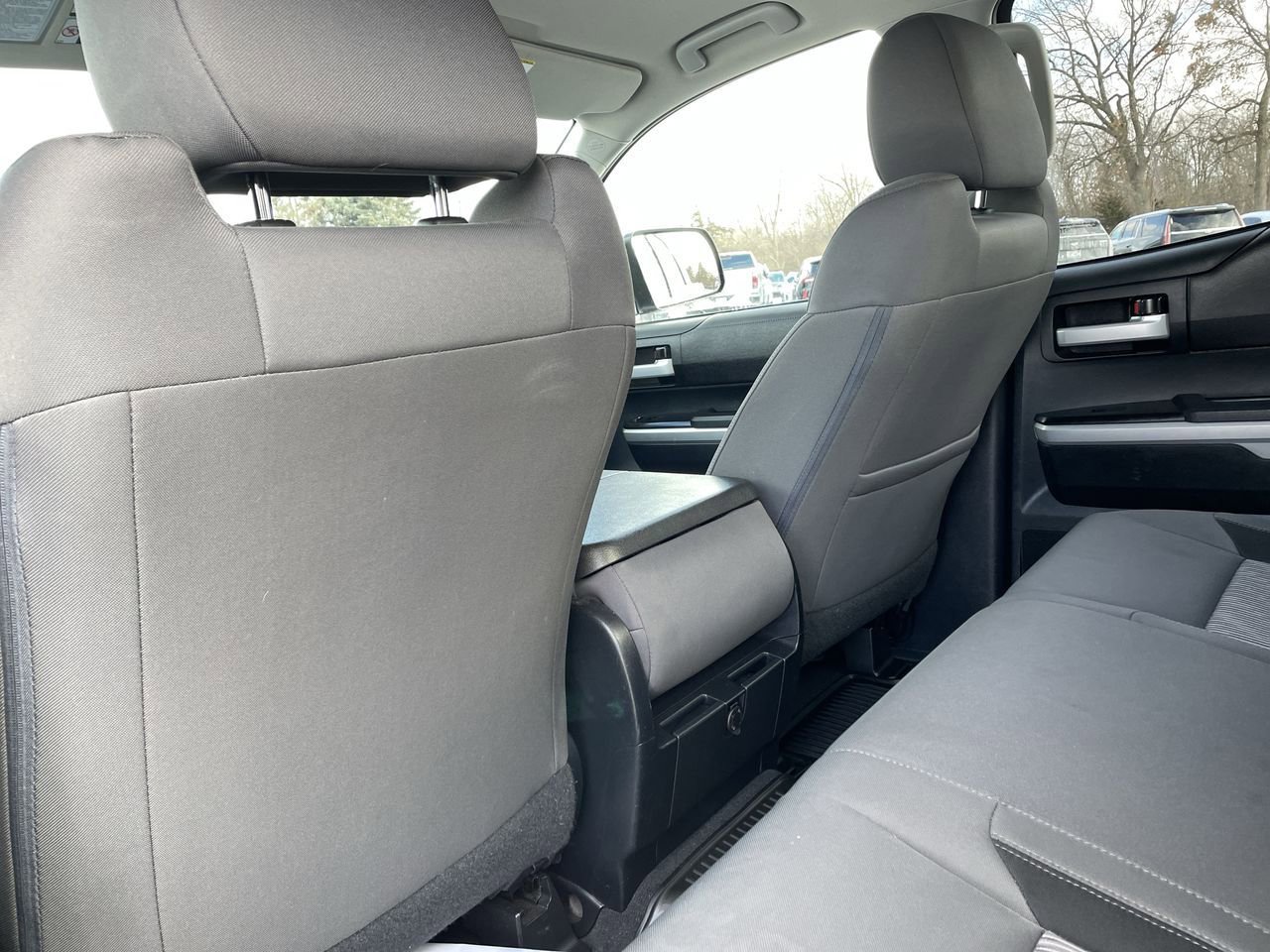 Thumbnail: 2016 Toyota Tundra - 19