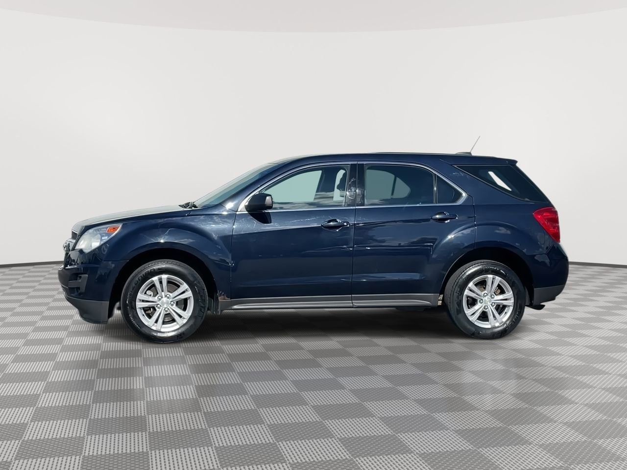 Thumbnail: 2015 Chevrolet Equinox - 5