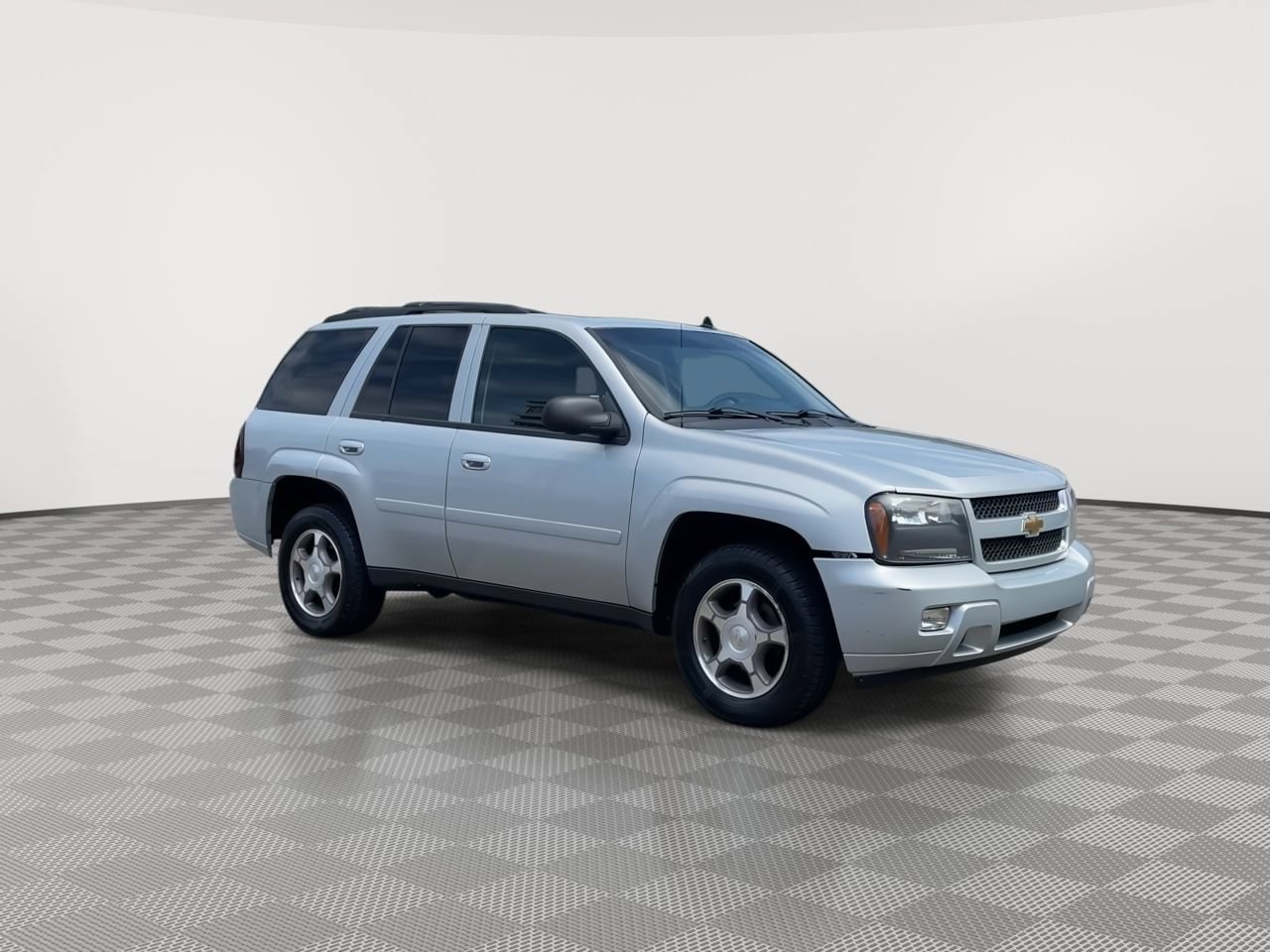 Thumbnail: 2008 Chevrolet TrailBlazer - 2