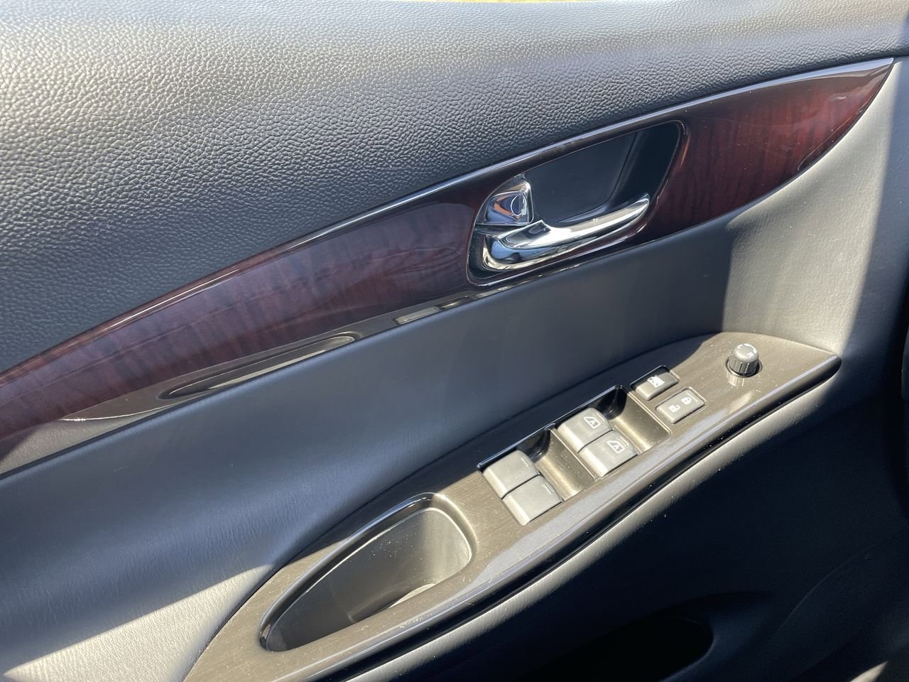 Thumbnail: 2014 INFINITI QX50 - 32