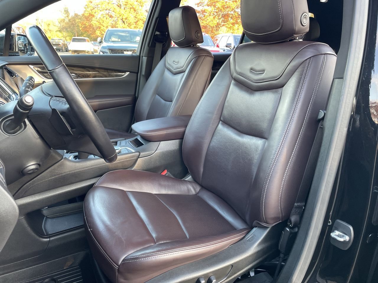 Thumbnail: 2022 Cadillac XT6 - 12