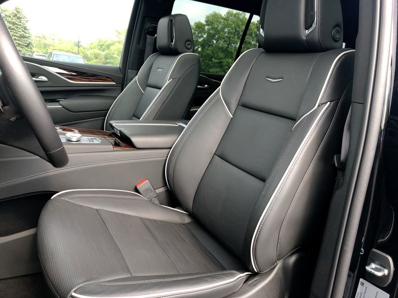 Thumbnail: 2023 Cadillac Escalade - 12