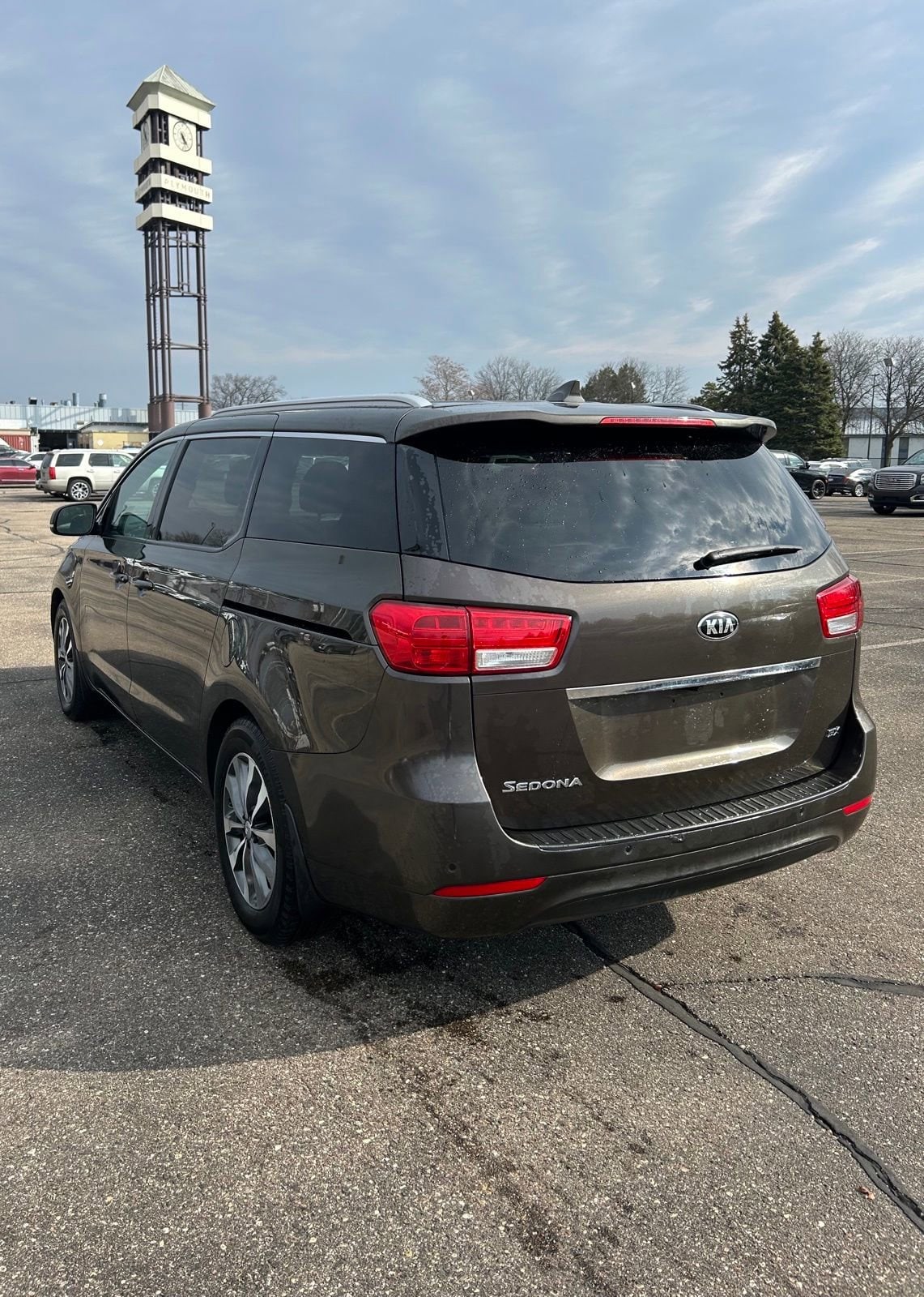 Thumbnail: 2016 Kia Sedona - 2