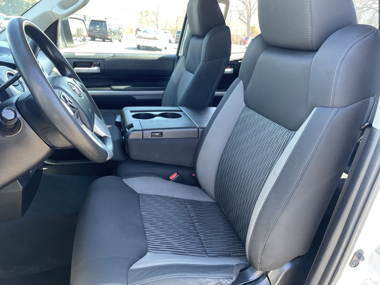 Thumbnail: 2016 Toyota Tundra - 12