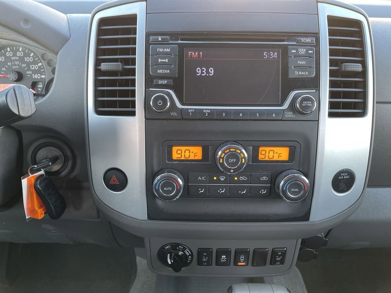 Thumbnail: 2015 Nissan Frontier - 13