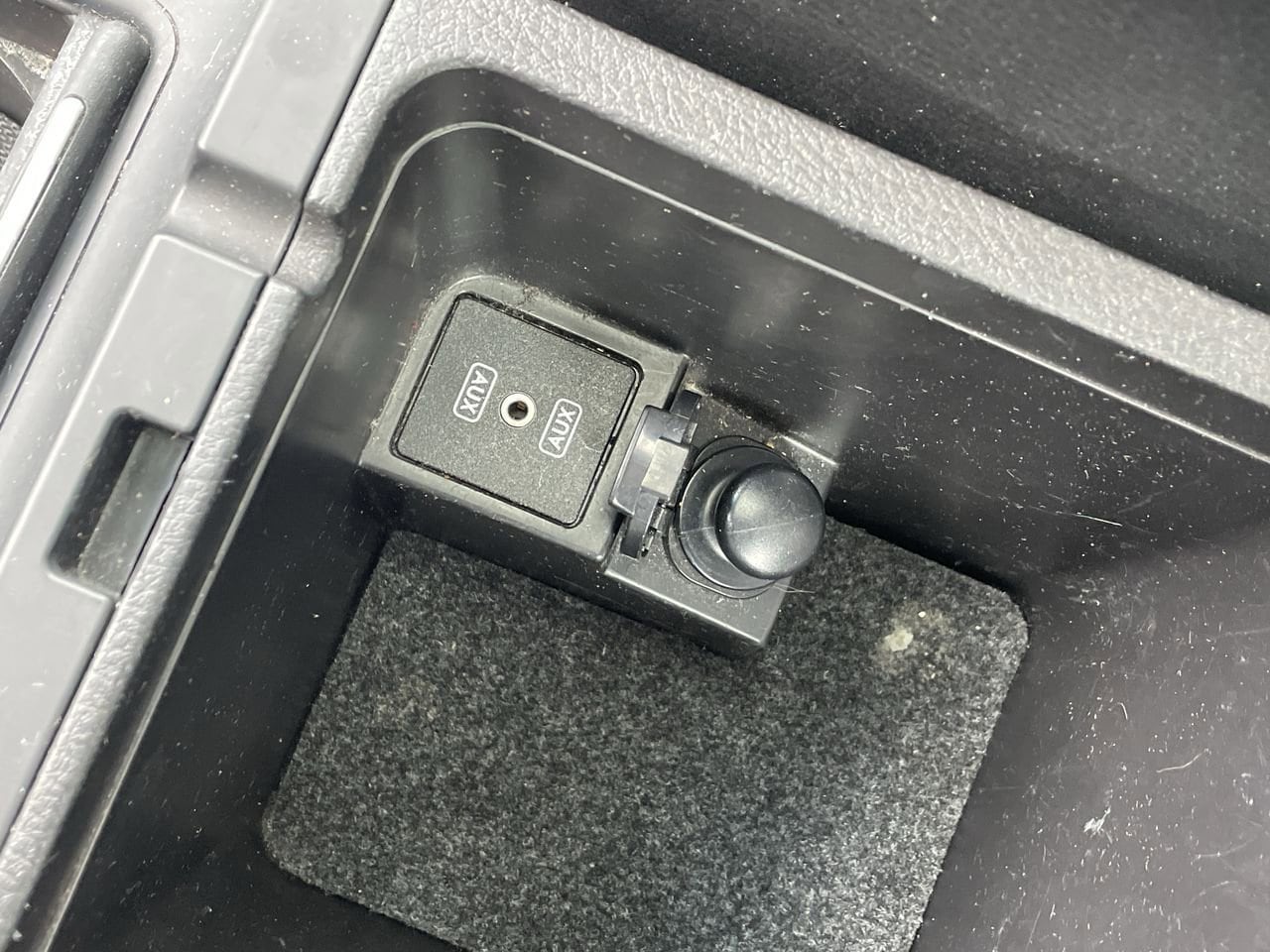 Thumbnail: 2008 Subaru Legacy - 24