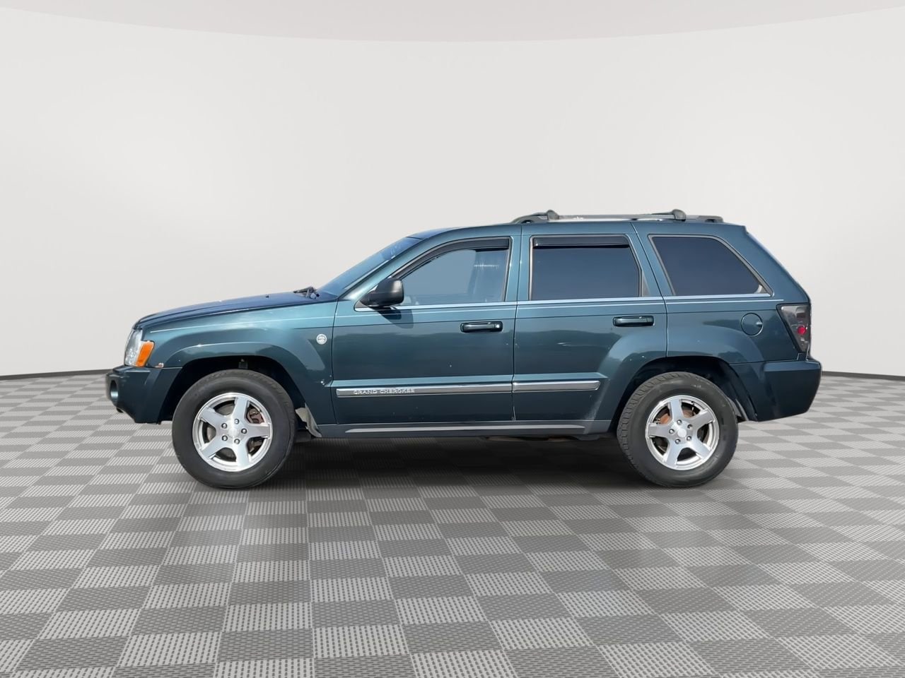 Thumbnail: 2005 Jeep Grand Cherokee - 5