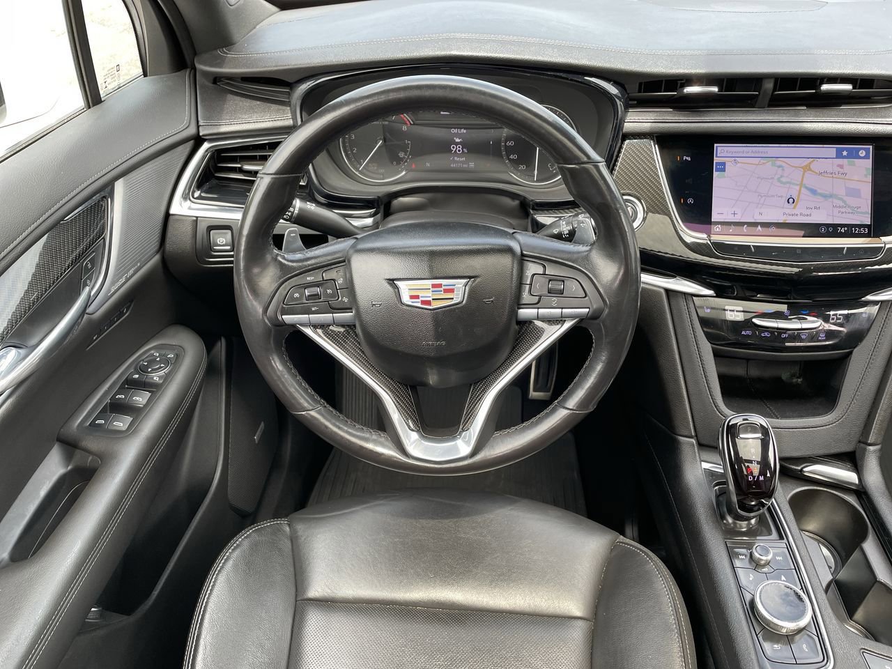 Thumbnail: 2021 Cadillac XT6 - 11