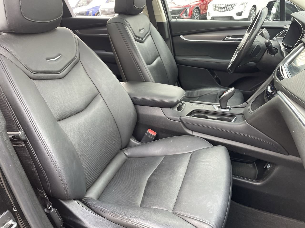 Thumbnail: 2019 Cadillac XT5 - 14