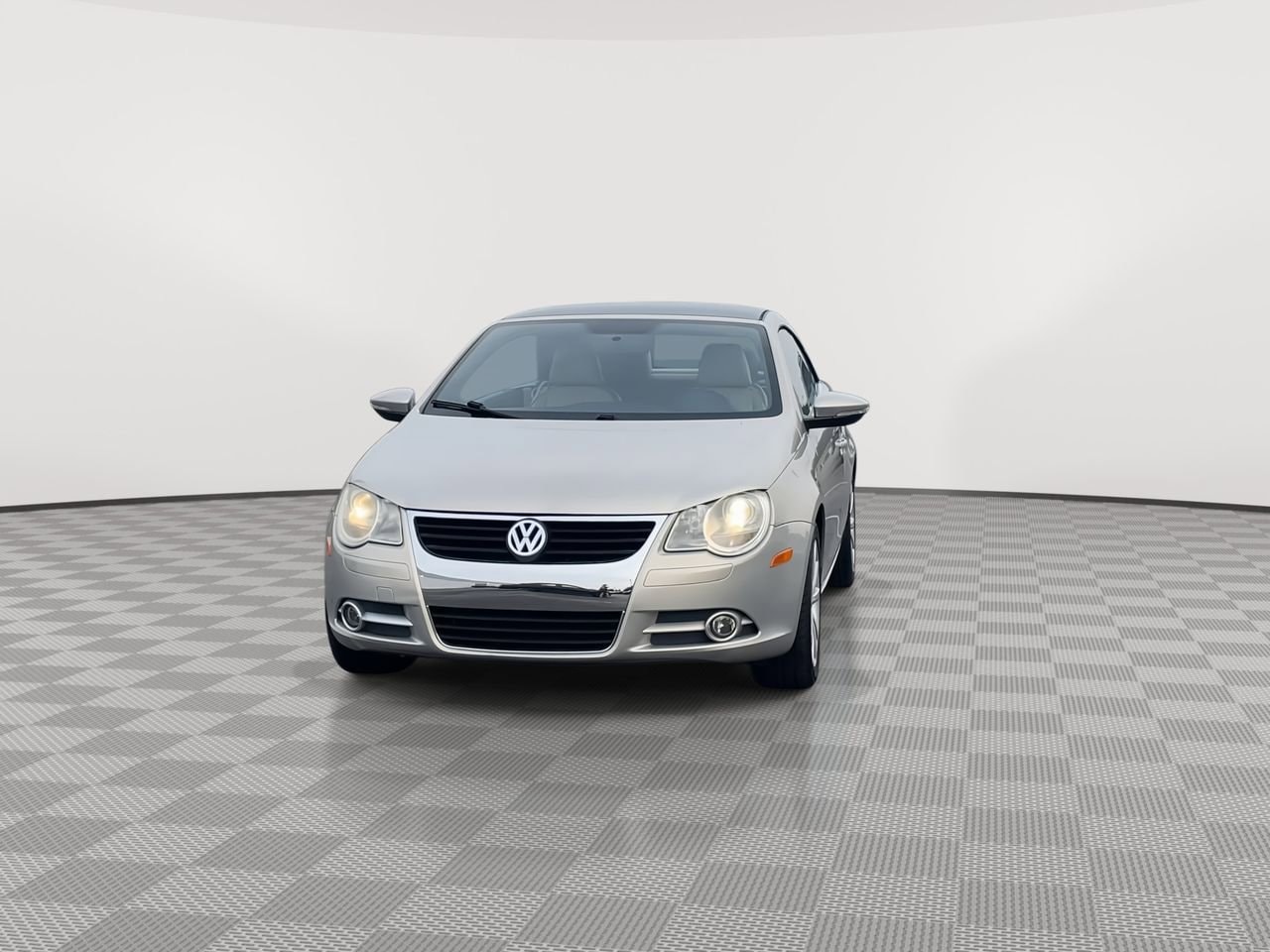 Thumbnail: 2010 Volkswagen Eos - 3