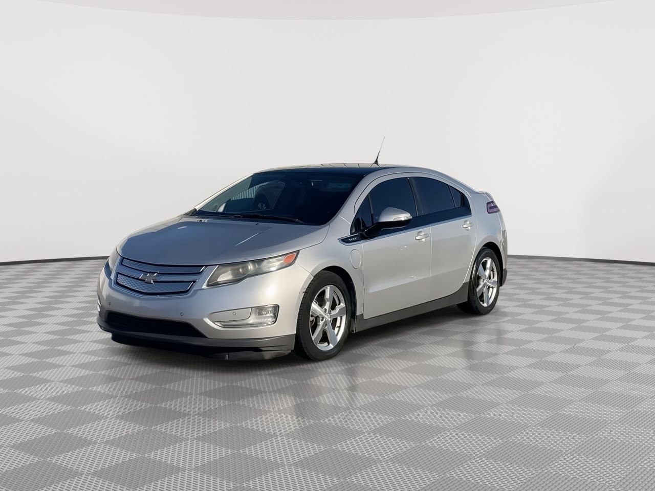 Thumbnail: 2011 Chevrolet Volt - 4