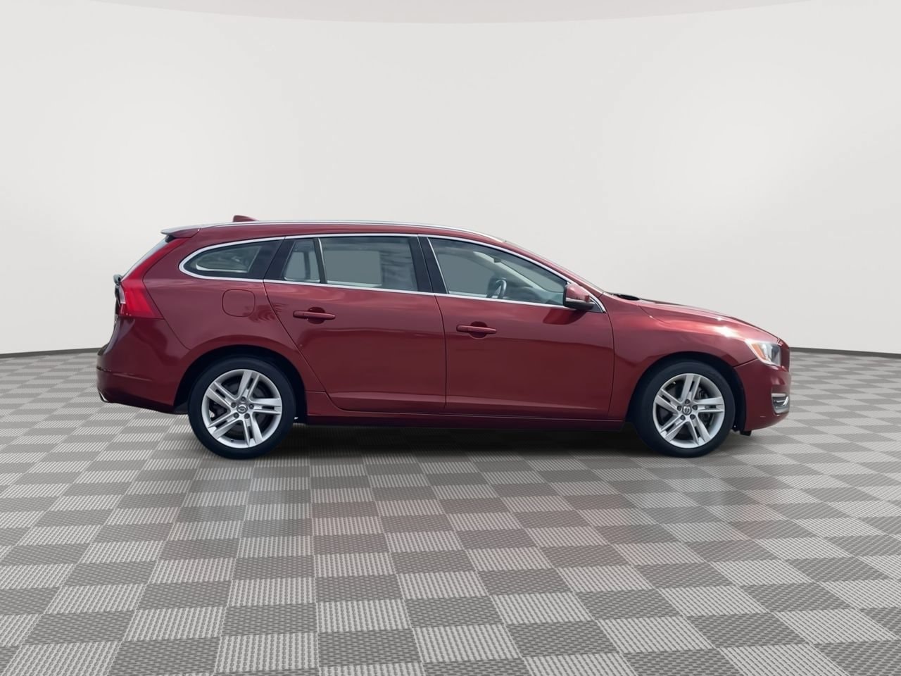 Thumbnail: 2015 Volvo V60 - 9