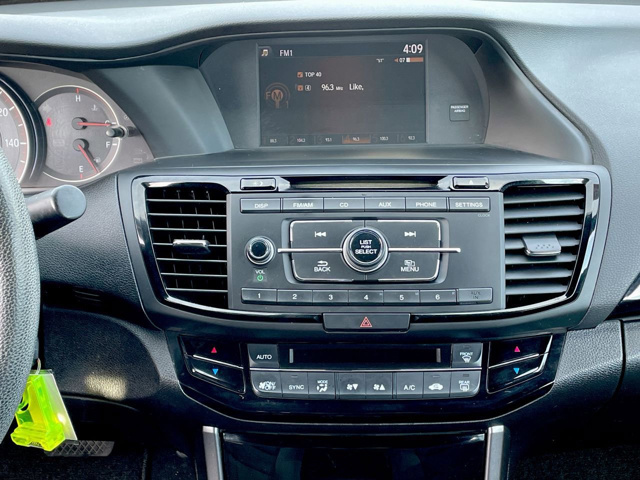 Thumbnail: 2016 Honda Accord - 13