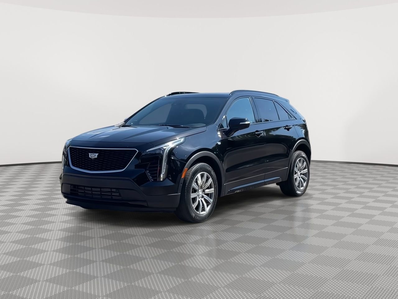 Thumbnail: 2022 Cadillac XT4 - 4