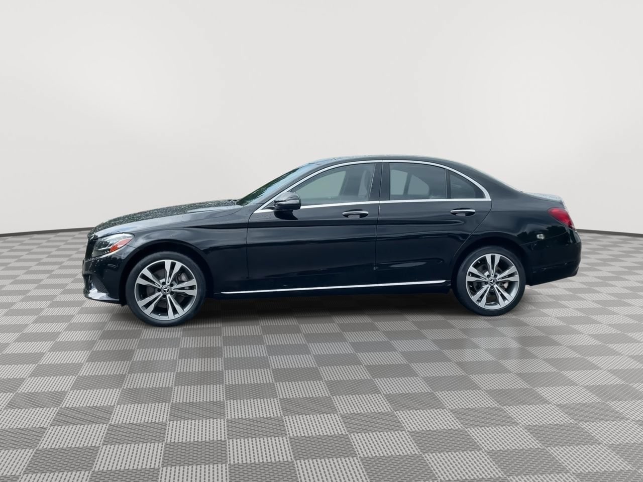 Thumbnail: 2021 Mercedes-Benz C-Class - 4