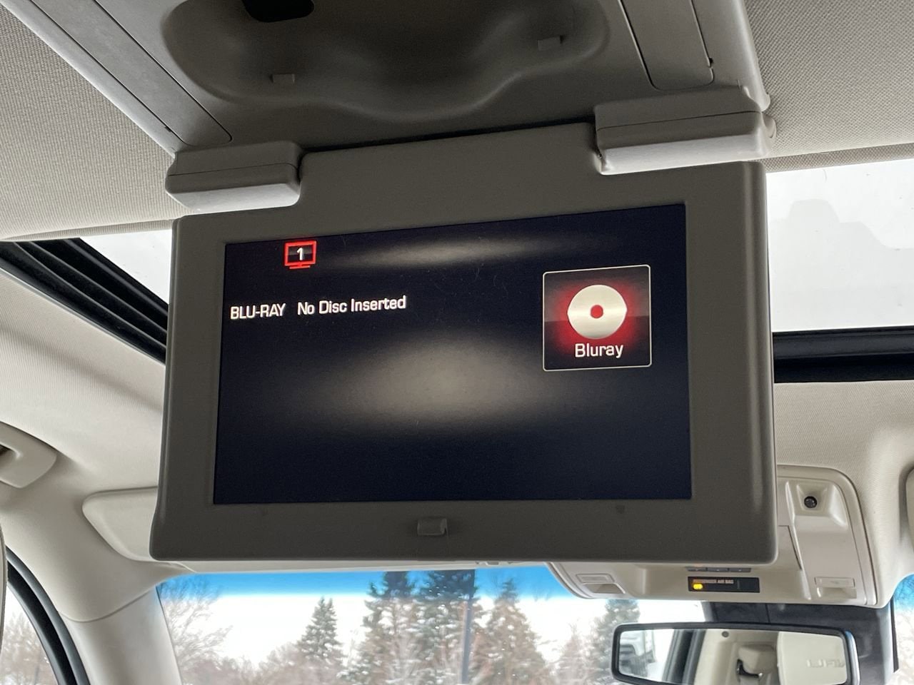 Thumbnail: 2016 GMC Yukon - 23