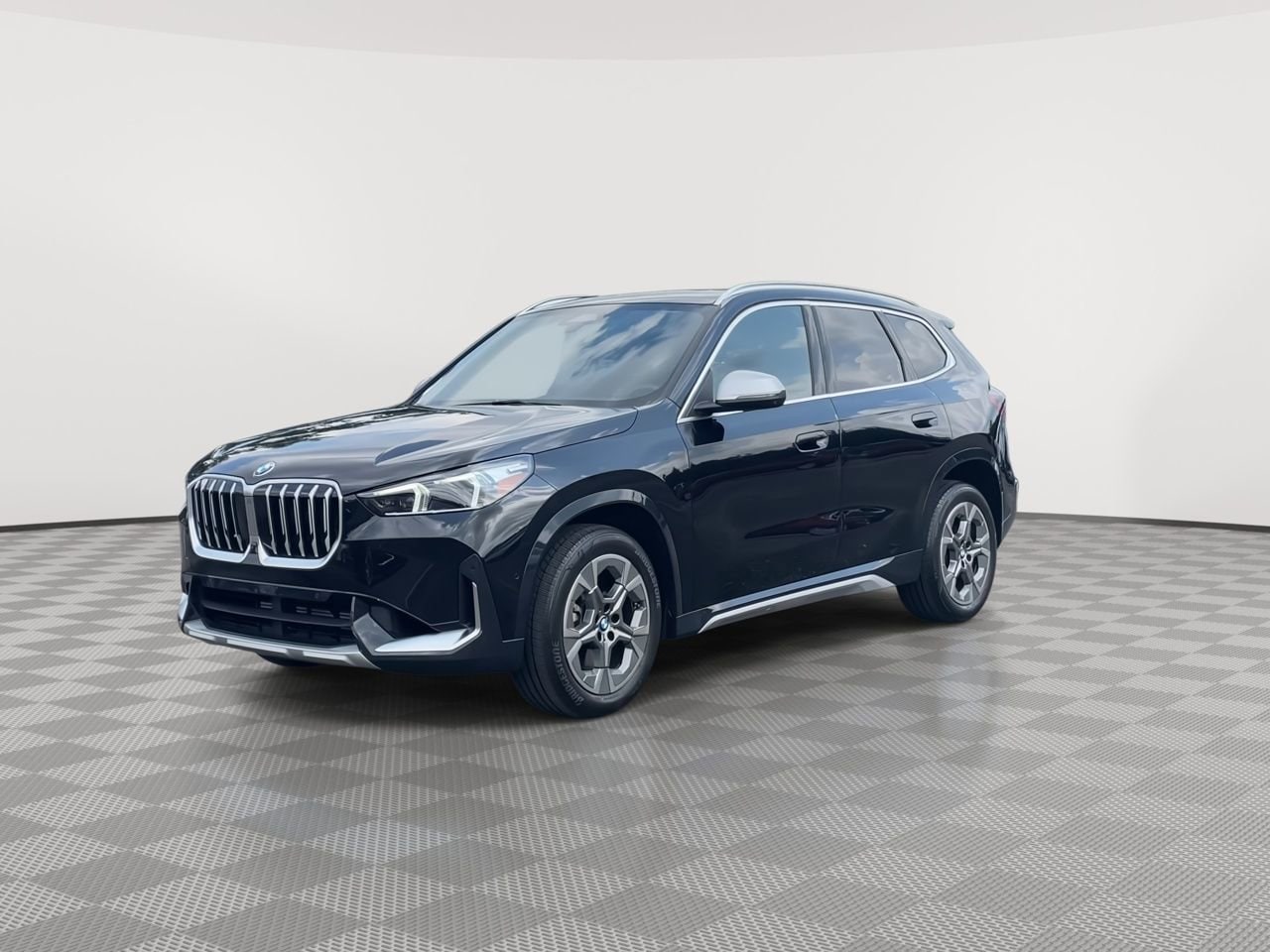 Thumbnail: 2023 BMW X1 - 4
