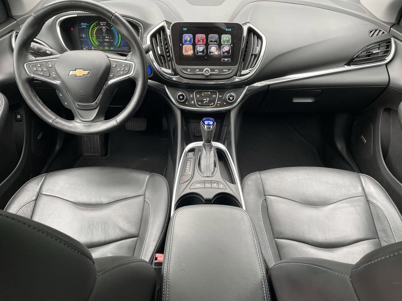 Thumbnail: 2017 Chevrolet Volt - 24