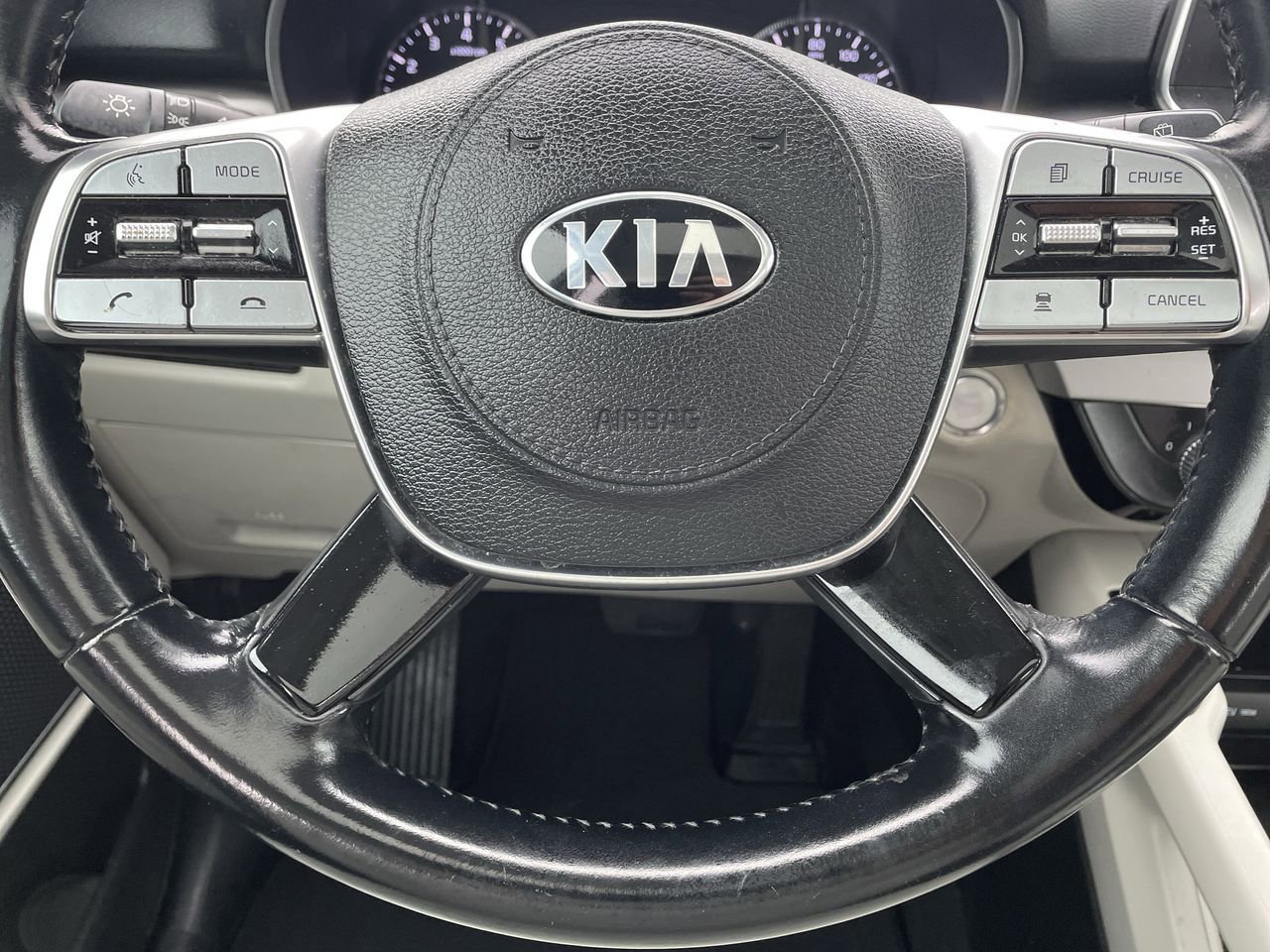 Thumbnail: 2021 Kia Telluride - 10