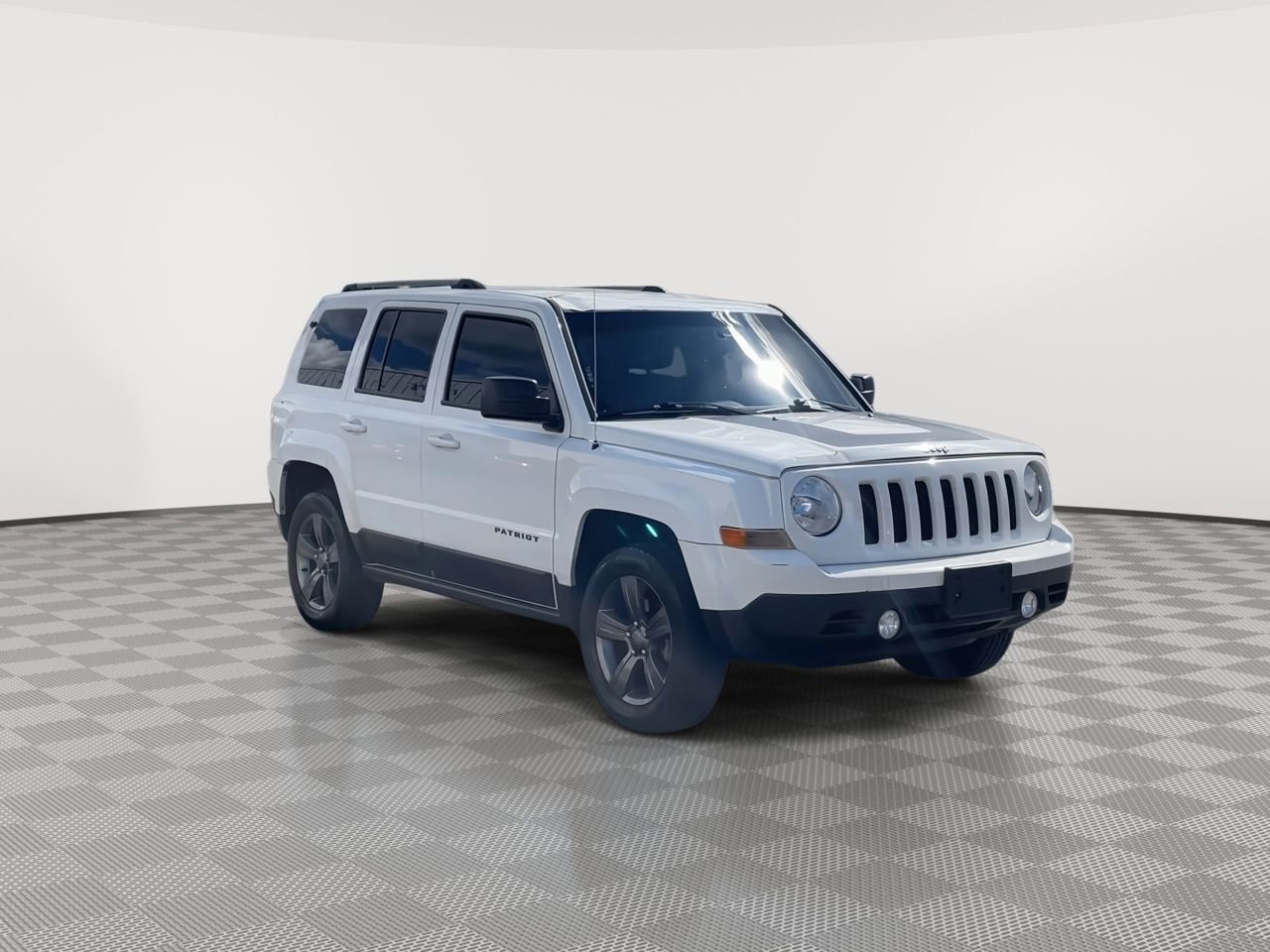 2017 Jeep Patriot Sport photo 2