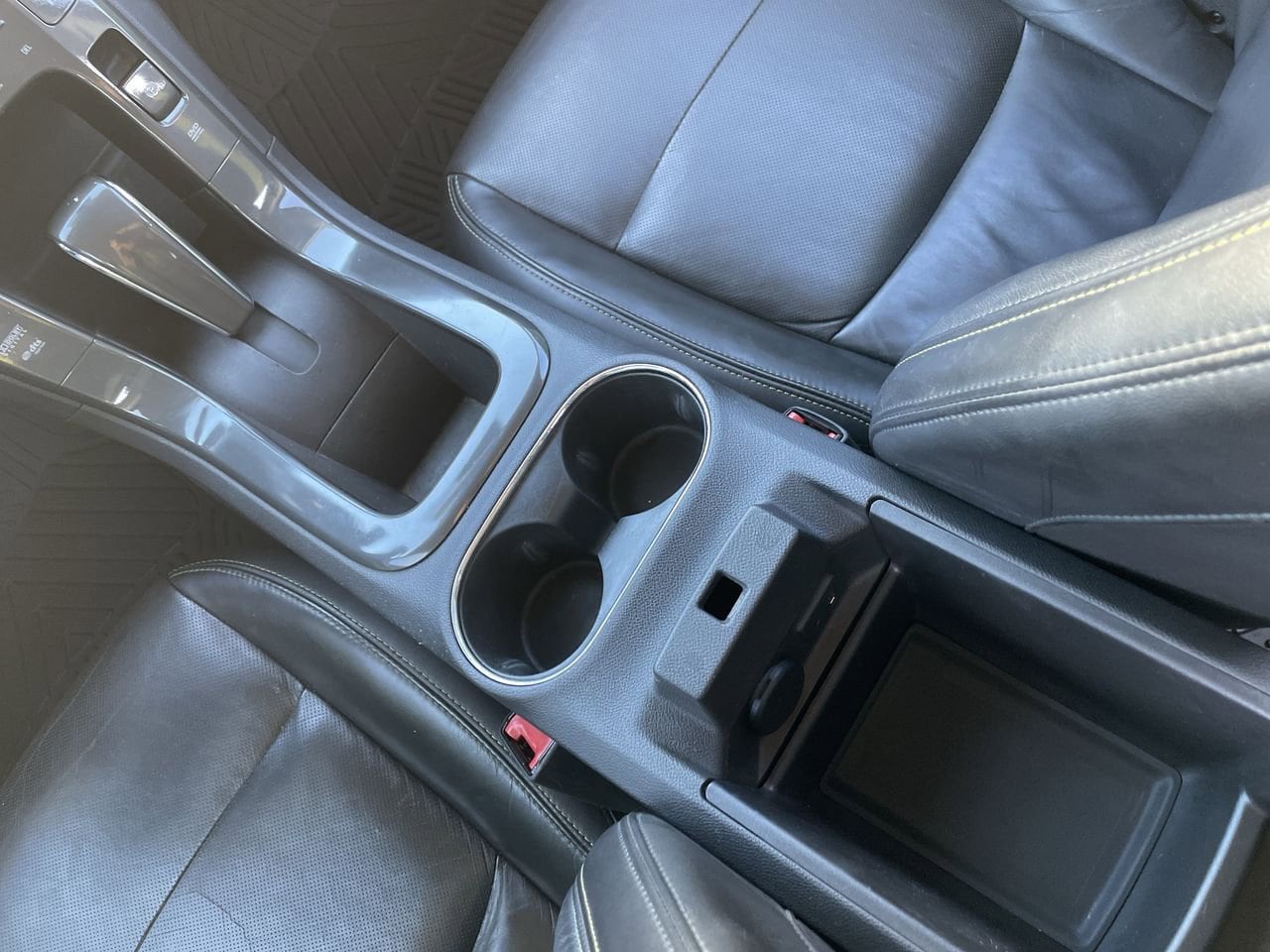 Thumbnail: 2011 Chevrolet Volt - 23