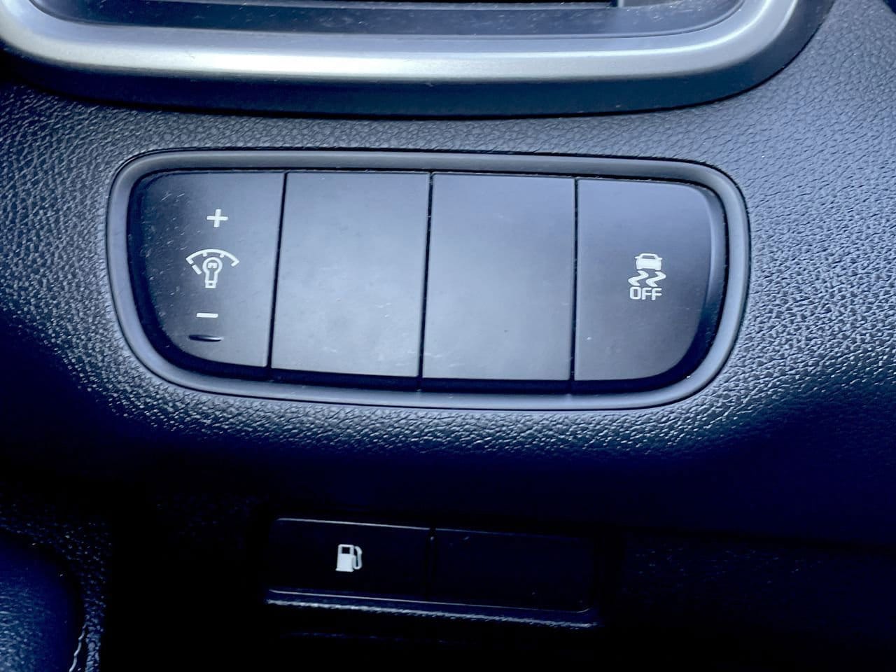 Thumbnail: 2016 Kia Sorento - 27