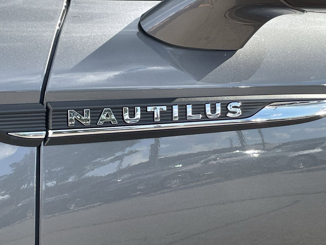 Thumbnail: 2021 Lincoln Nautilus - 41