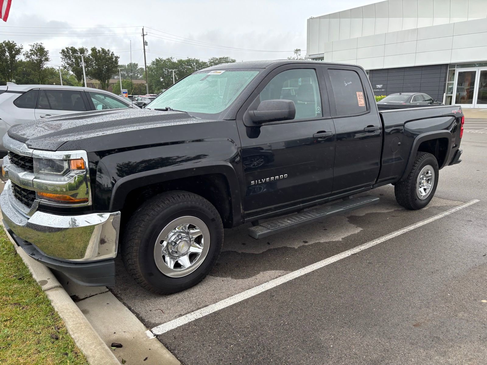 Thumbnail: 2016 Chevrolet Silverado 1500 - 1