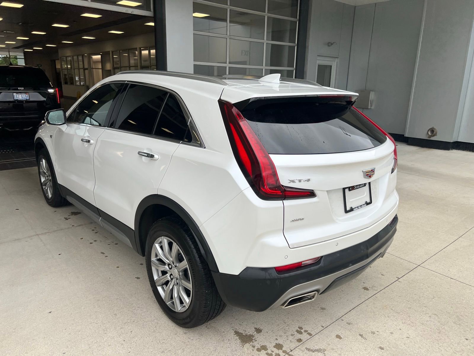 Thumbnail: 2023 Cadillac XT4 - 2
