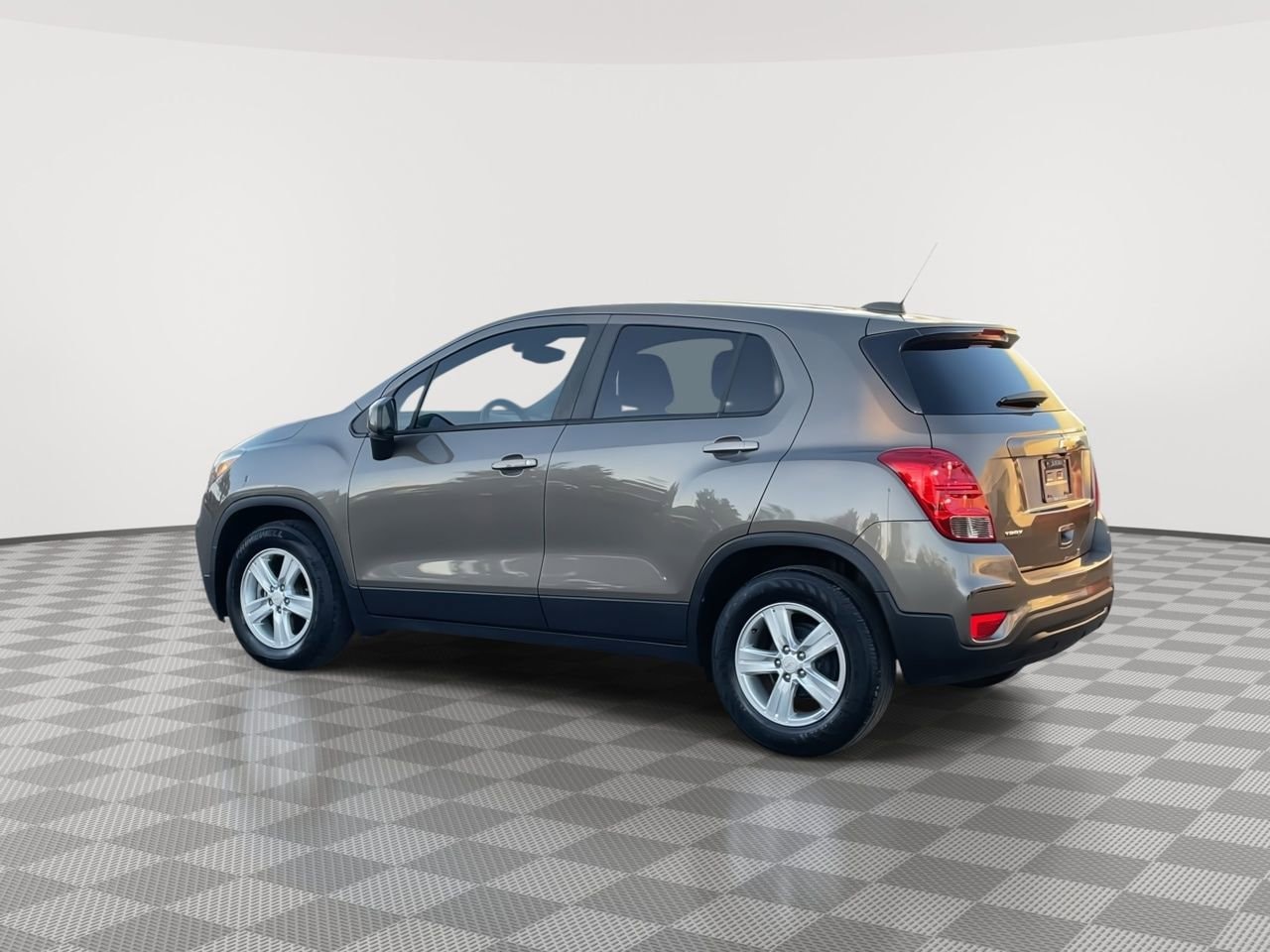 Thumbnail: 2021 Chevrolet Trax - 6