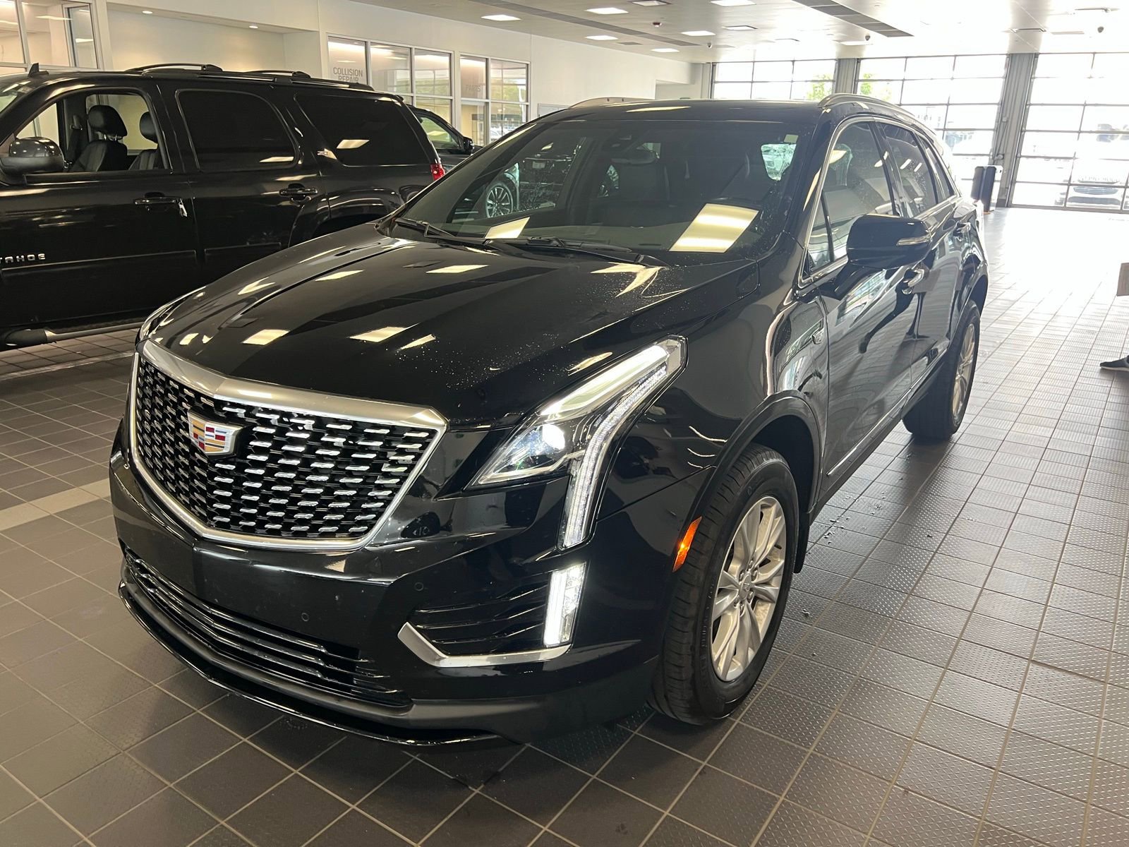 Thumbnail: 2024 Cadillac XT5 - 1