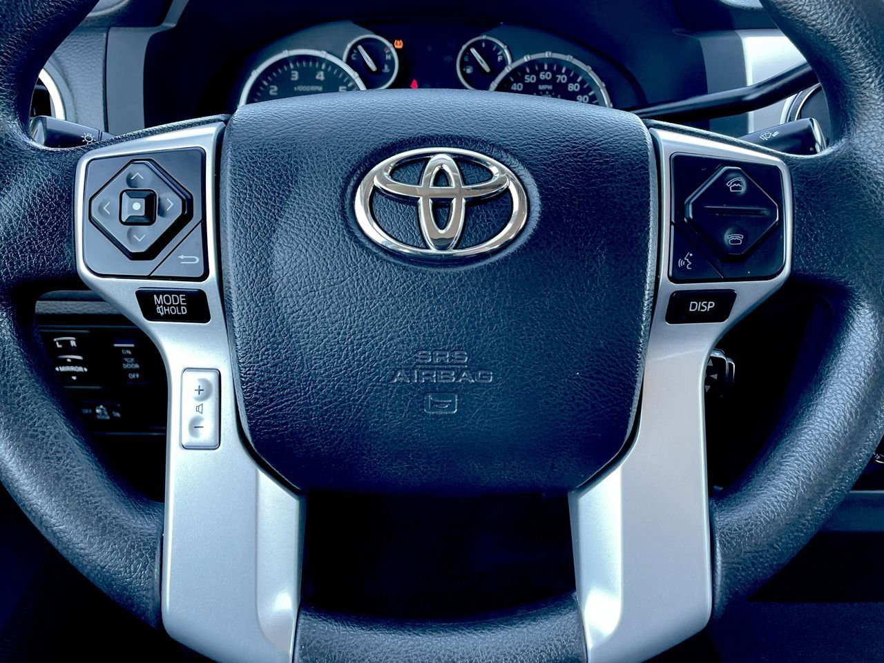 Thumbnail: 2016 Toyota Tundra - 10